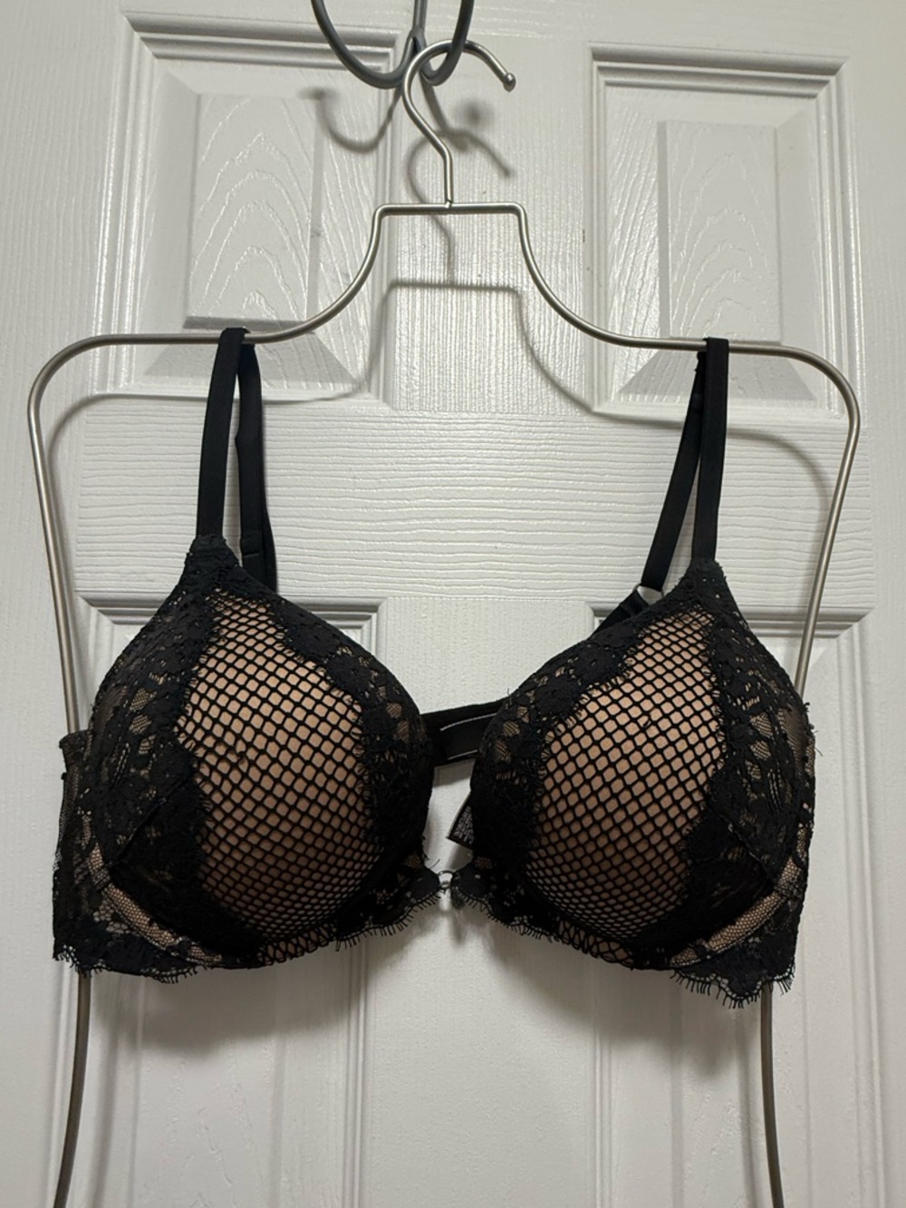 Lace & Mesh Push-Up Bra - Victoria’s Secret Bombshell Plunge 36B